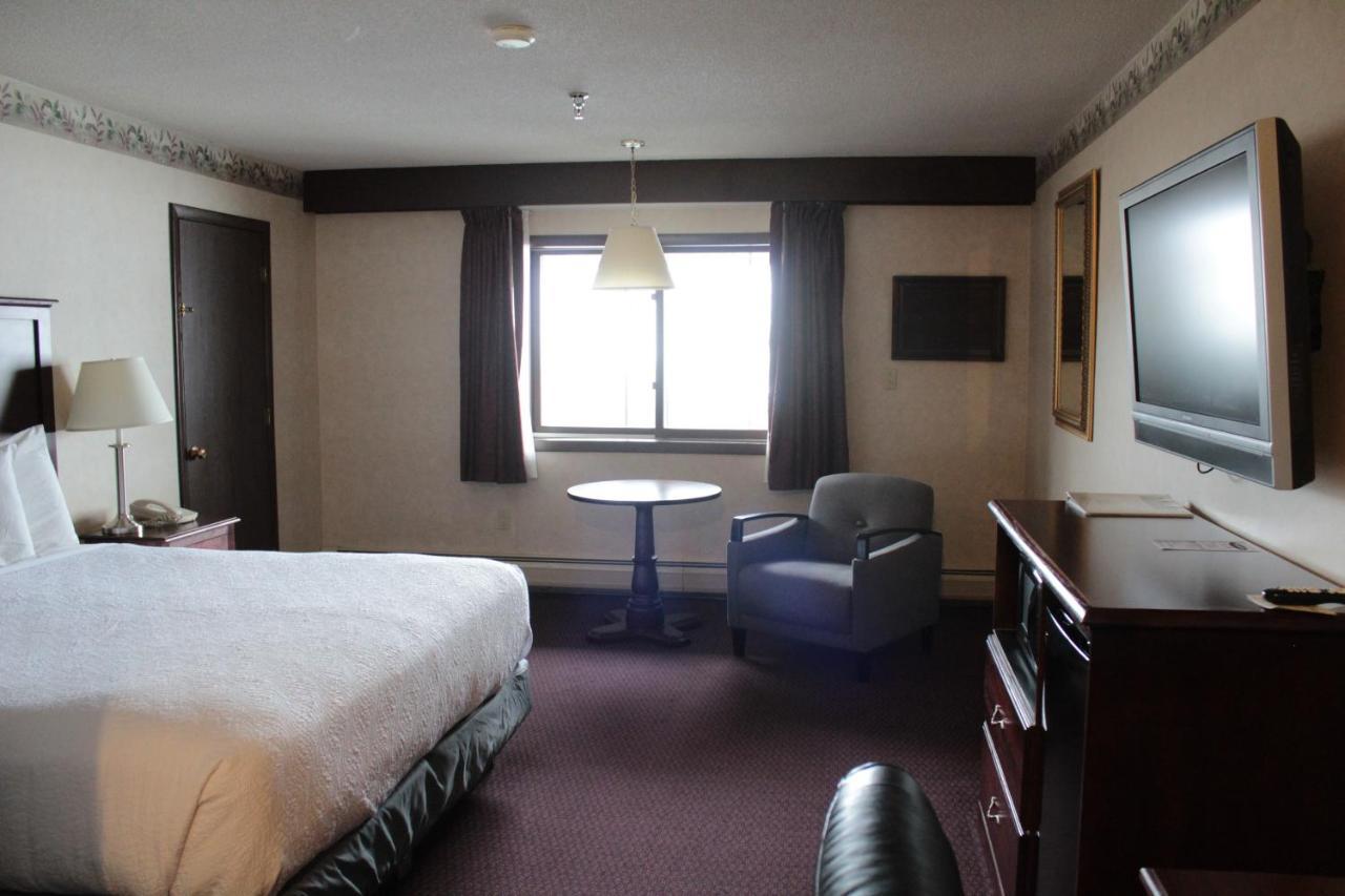 Shiretown Inn & Suites Houlton Exterior foto